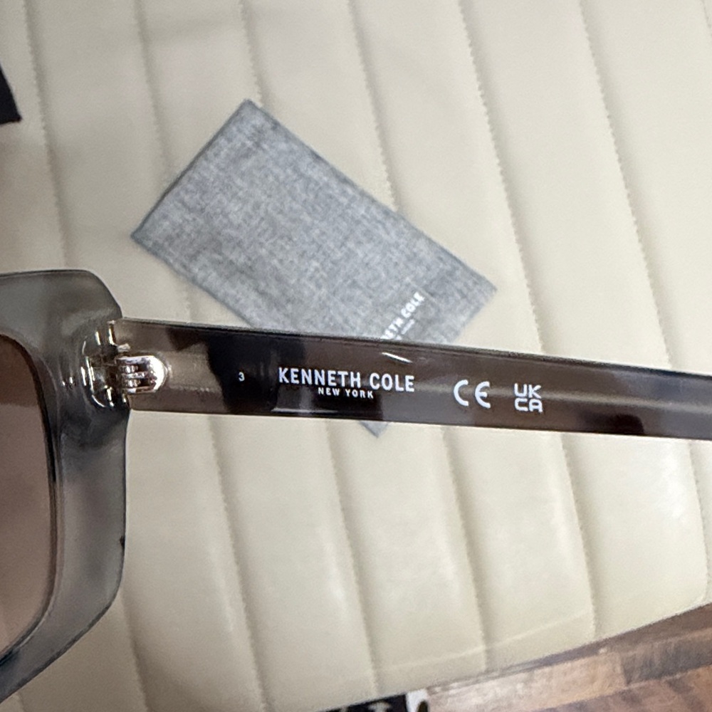 Kenneth Cole Dark Brown Rectangular Sunglasses - image 9